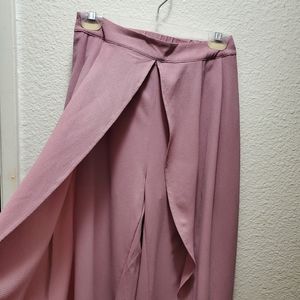 Crepe Petal Split-leg Pants